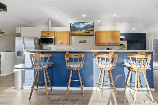 $369,900 | 411 Nichol Road, Edwards, MO 65326