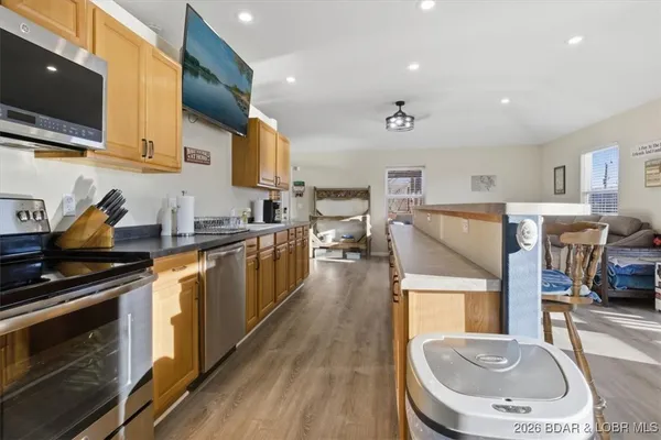 $369,900 | 411 Nichol Road, Edwards, MO 65326