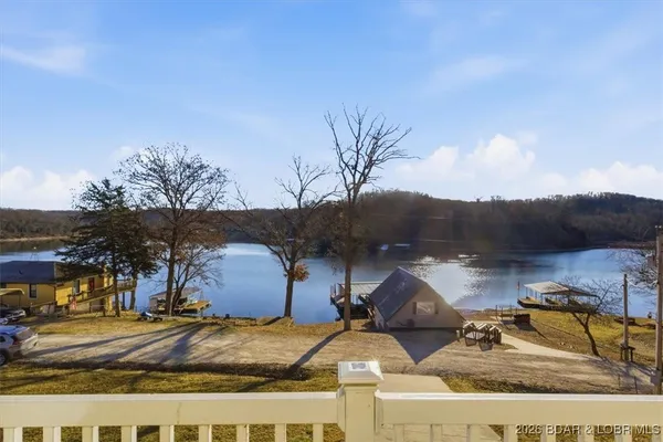 $369,900 | 411 Nichol Road, Edwards, MO 65326