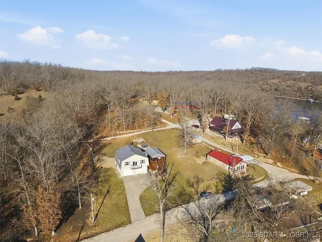 $369,900 | 411 Nichol Road, Edwards, MO 65326