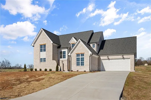 $759,900 | 128 Orchard Grass Court, Mocksville, NC 27028