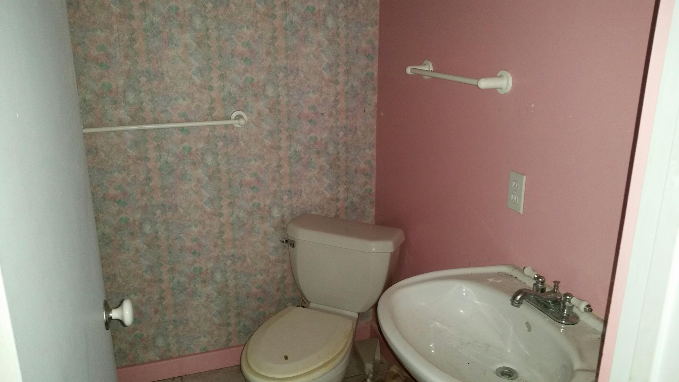 17 West Riverside Drive Jupiter, FL 33469 - Photo 24 of 24 Outbuilding Bathroom