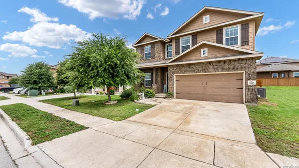 $340,000 | 8915 Pembridge Way, Converse, TX 78109