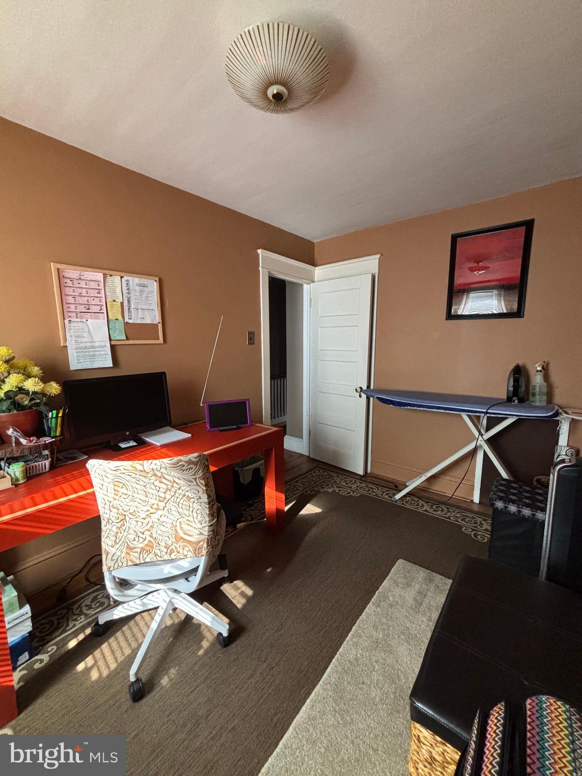 804 Kenmore Road Philadelphia, PA 19151 - Photo 20 of 28 a room with gym equipment