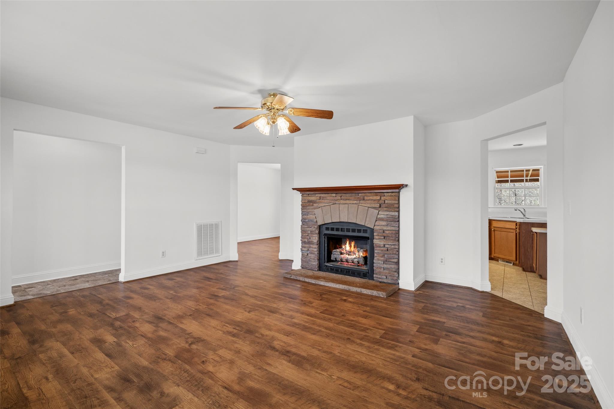 918 Teague Road Marshall, NC 28753 - Photo 8 of 45 Gallery Image 8