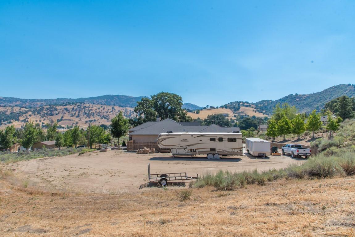 22541 Fargo Way Tehachapi, CA 93561 - Photo 32 of 33 t1 (Medium)