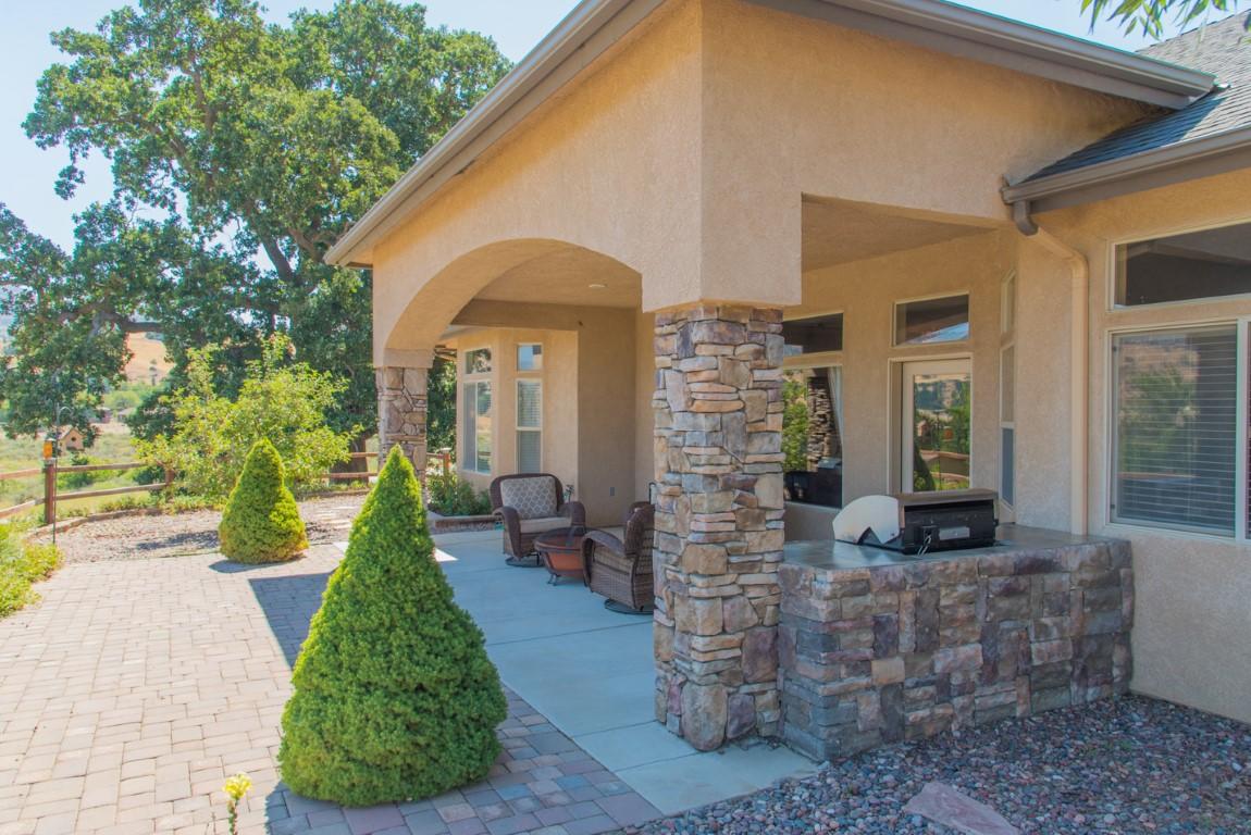 22541 Fargo Way Tehachapi, CA 93561 - Photo 6 of 33 b3 (2) (Medium)