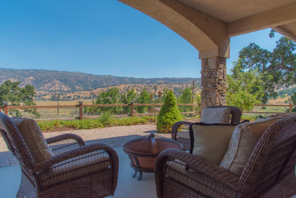 22541 Fargo Way Tehachapi, CA 93561 - Photo 8 of 33 b3 (4) (Medium)