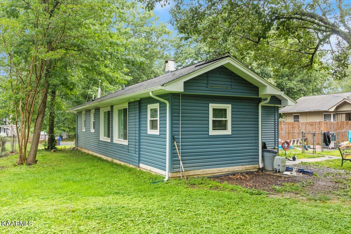 115 Goucher Circle Oak Ridge, TN 37830 - Photo 5 of 25 05-IMG_8830
