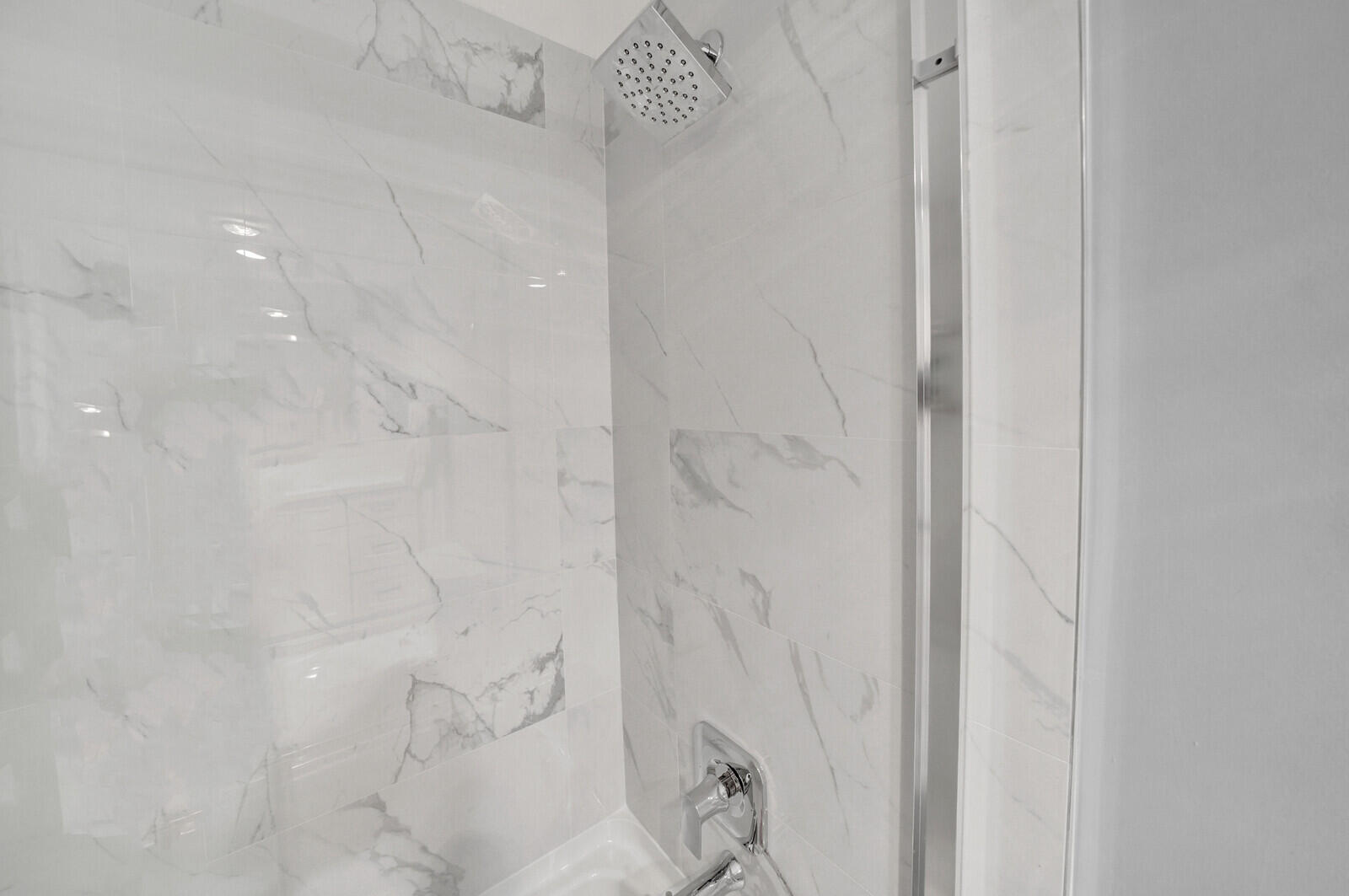 6461 Northwest 2nd Avenue, Unit 509 Boca Raton, FL 33487 - Photo 17 of 26 Primary Bathroom