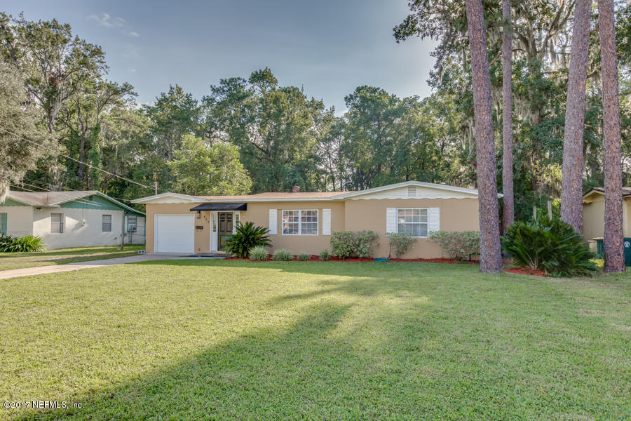 469 Nightingale Road Jacksonville, FL 32216 - Photo 3 of 31 469 Nightingale Road (2 of 31)