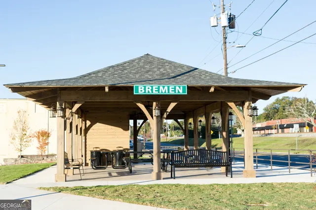 a street sign that is on a pole