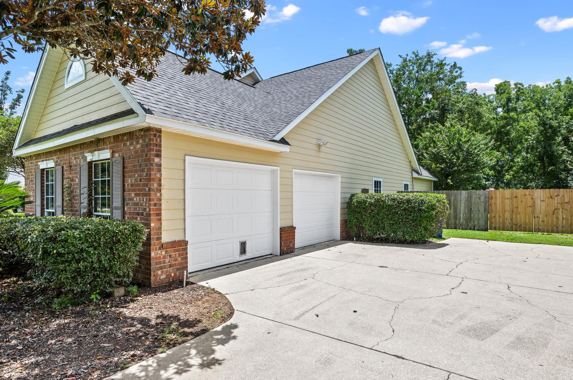 204 Oxford Way Foley, AL 36535 - Photo 45 of 49