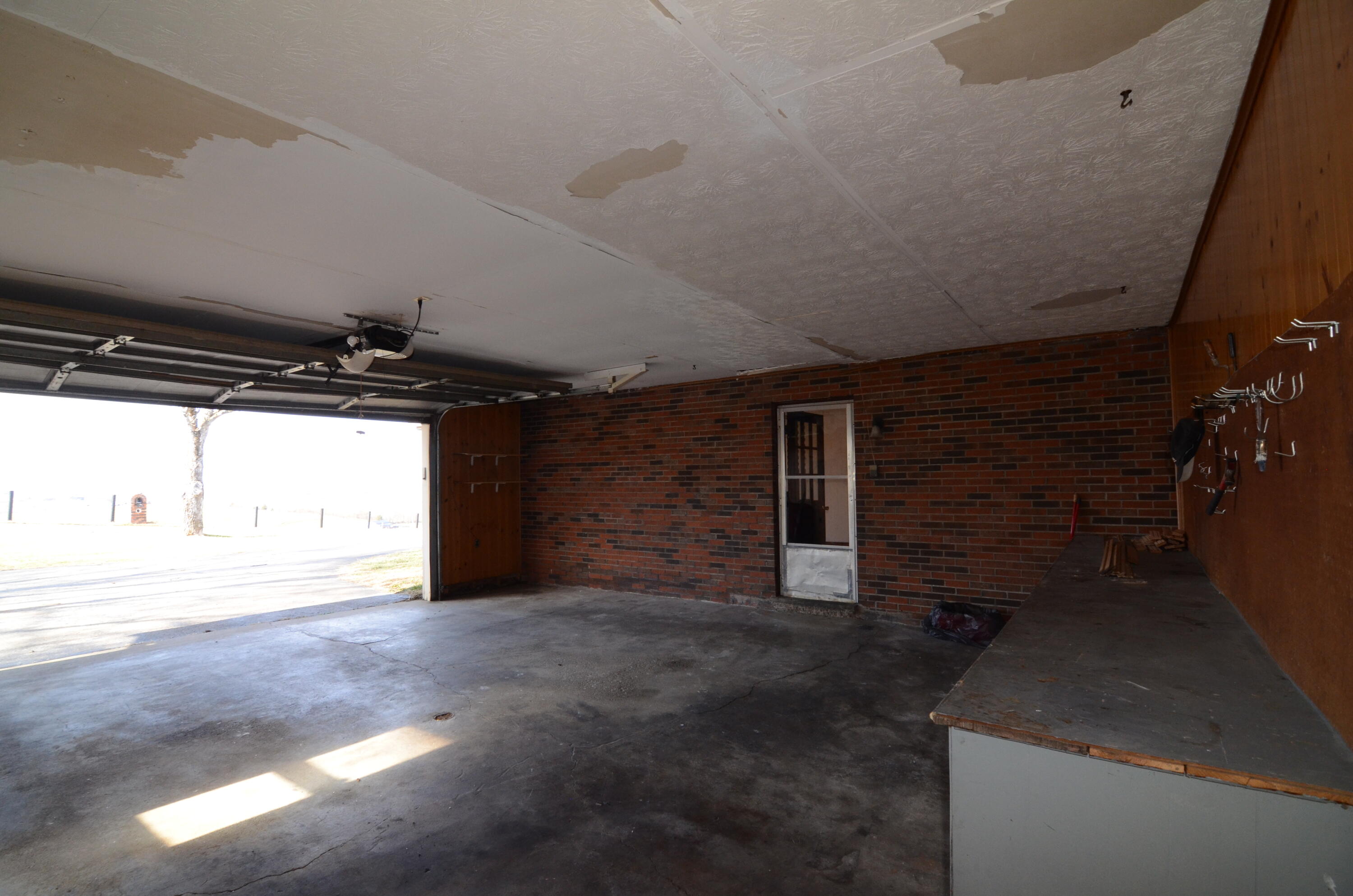 4180 Bybee Road Winchester, KY 40391 - Photo 33 of 44 PIC_4303