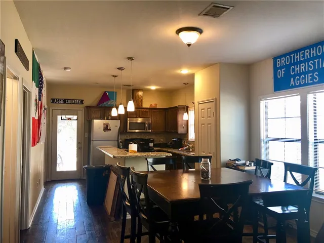 $4,300 | 308 Holik Street, College Station, TX 77840