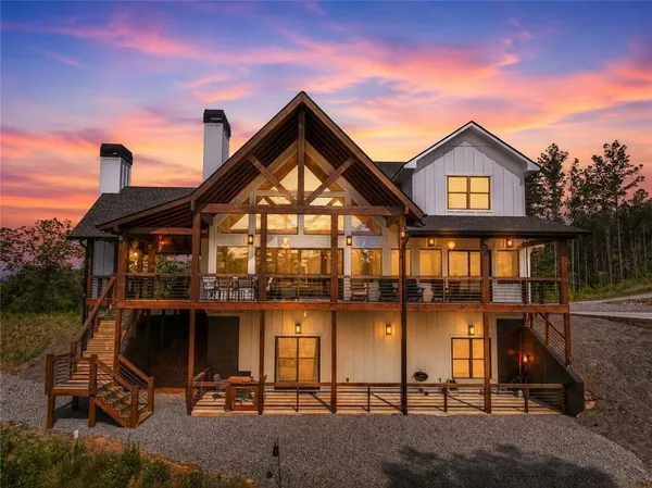 $1,045,000 | 279 Shallow Water Way, Talking Rock, GA 30175