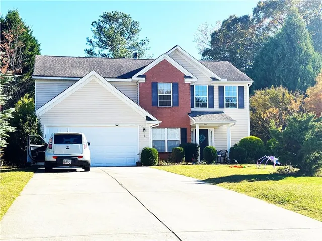 $2,300 | 1358 Cascade View Drive Southwest, Grayson, GA 30017