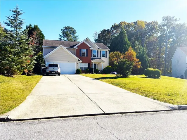 $2,300 | 1358 Cascade View Drive Southwest, Grayson, GA 30017