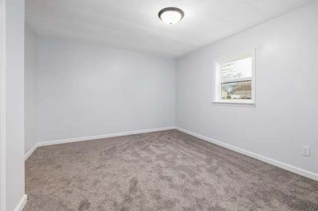 $209,000 | 306 South Chestnut Street, Earl Park, IN 47942