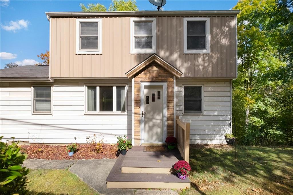 522 Upper Road Pittsburgh, PA 15228 - Photo 39 of 45 a front view of a house with yard