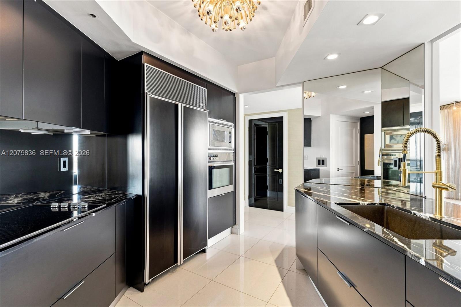 400 Alton Road, Unit 1804 Miami Beach, FL 33139 - Photo 11 of 35 Photo 11