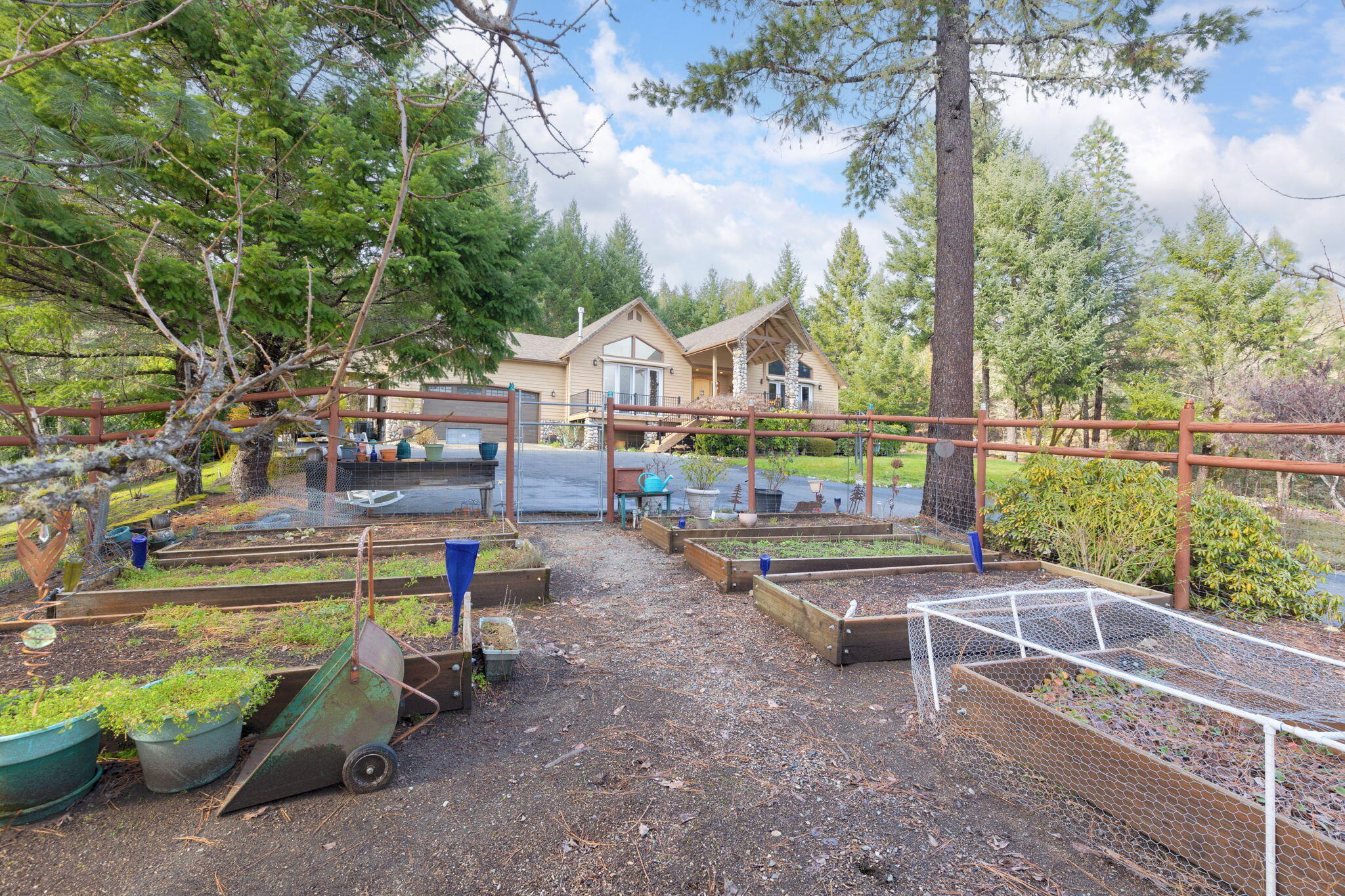 521 Seclusion Loop Grants Pass, OR 97526 - Photo 52 of 93 44-web-or-mls-521-seclusion-loop