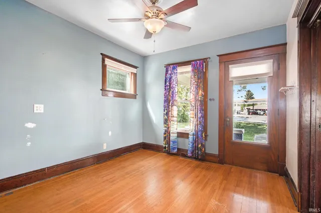 $299,000 | 23714 Us Highway, Elkhart, IN 46517