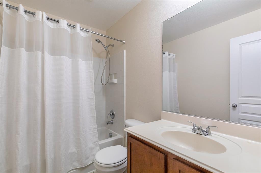 14045 Rodeo Daze Drive Fort Worth, TX 76052 - Photo 26 of 38