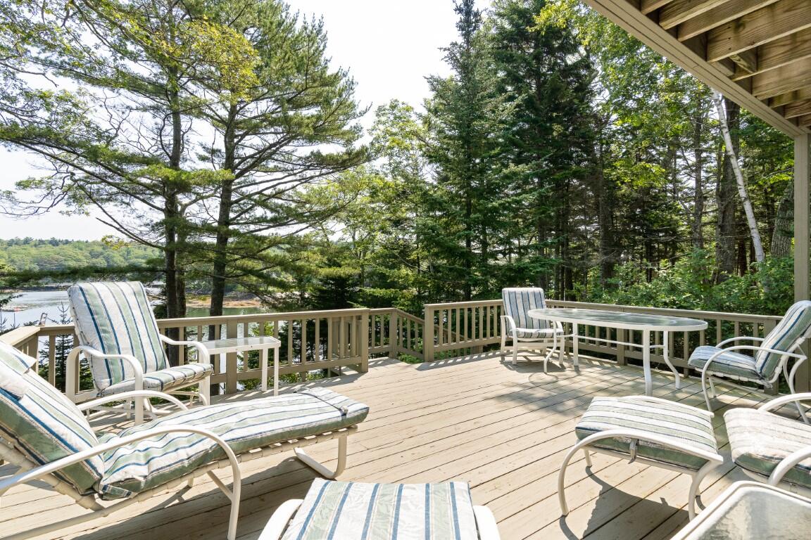 694 Ocean Point Road Boothbay, ME 04544 - Photo 27 of 67 25
