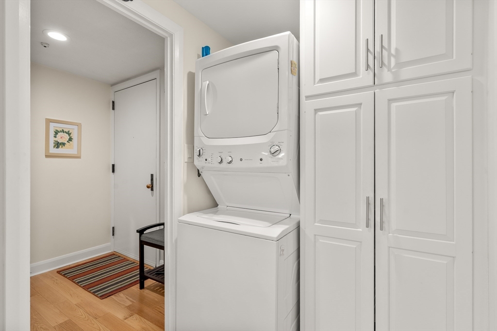 85 Grove Street, Unit 207 Wellesley, MA 02482 - Photo 20 of 27