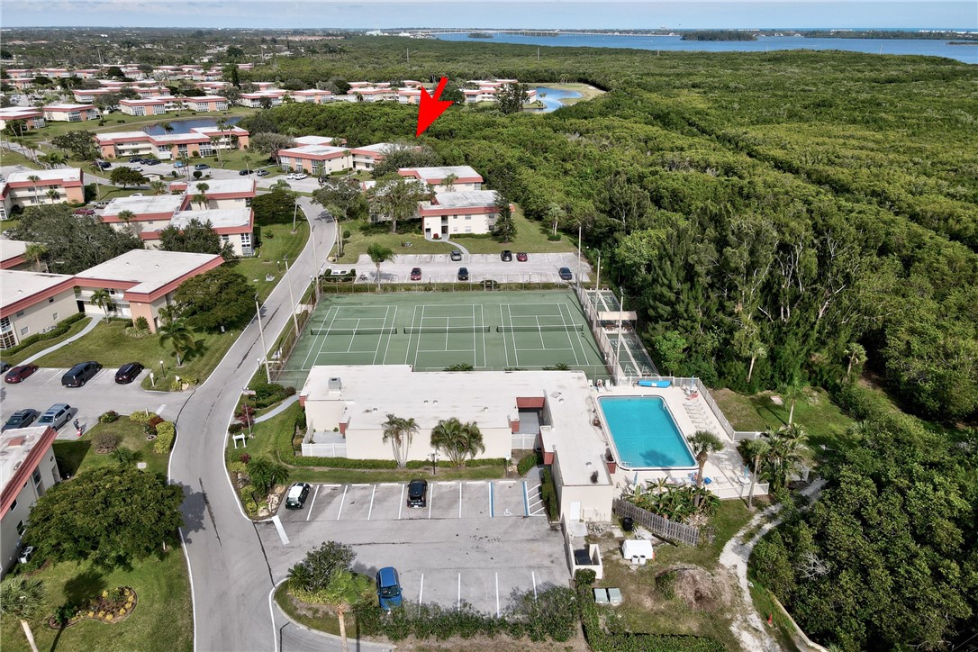 52 Woodland Dr Unit 101  