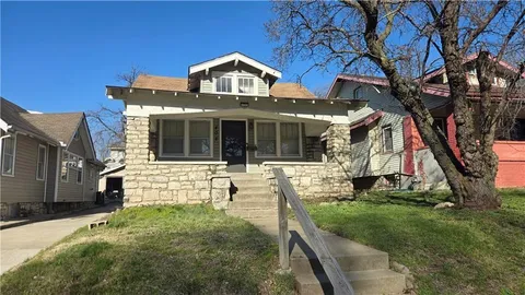 $150,000 | 402 Van Brunt Boulevard, Kansas City, MO 64124