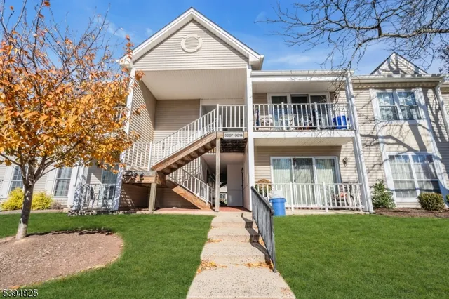 $389,999 | 3010 Doolittle Drive, Bridgewater, NJ 08807