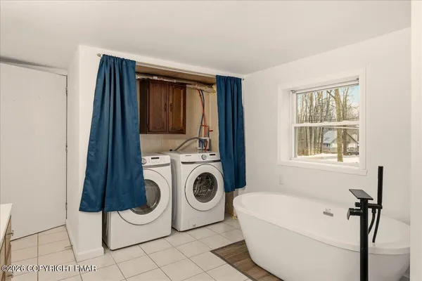 $3,250 | 3529 Winding Way, Kunkletown, PA 18058