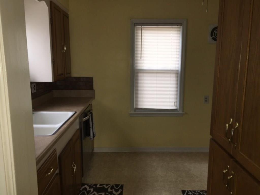 135 Kewbury Road Springfield, OH 45504 - Photo 11 of 35