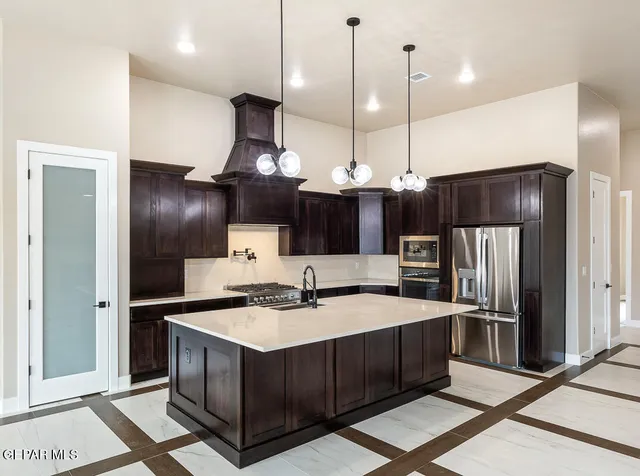 $945,900 | 6420 Cadence River, El Paso, TX 79932