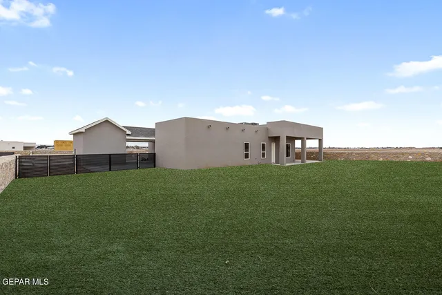 $945,900 | 6420 Cadence River, El Paso, TX 79932