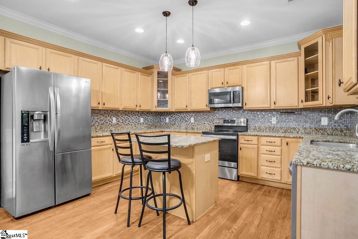 67 Devonhall Way Taylors, SC 29687 - Photo 15 of 46