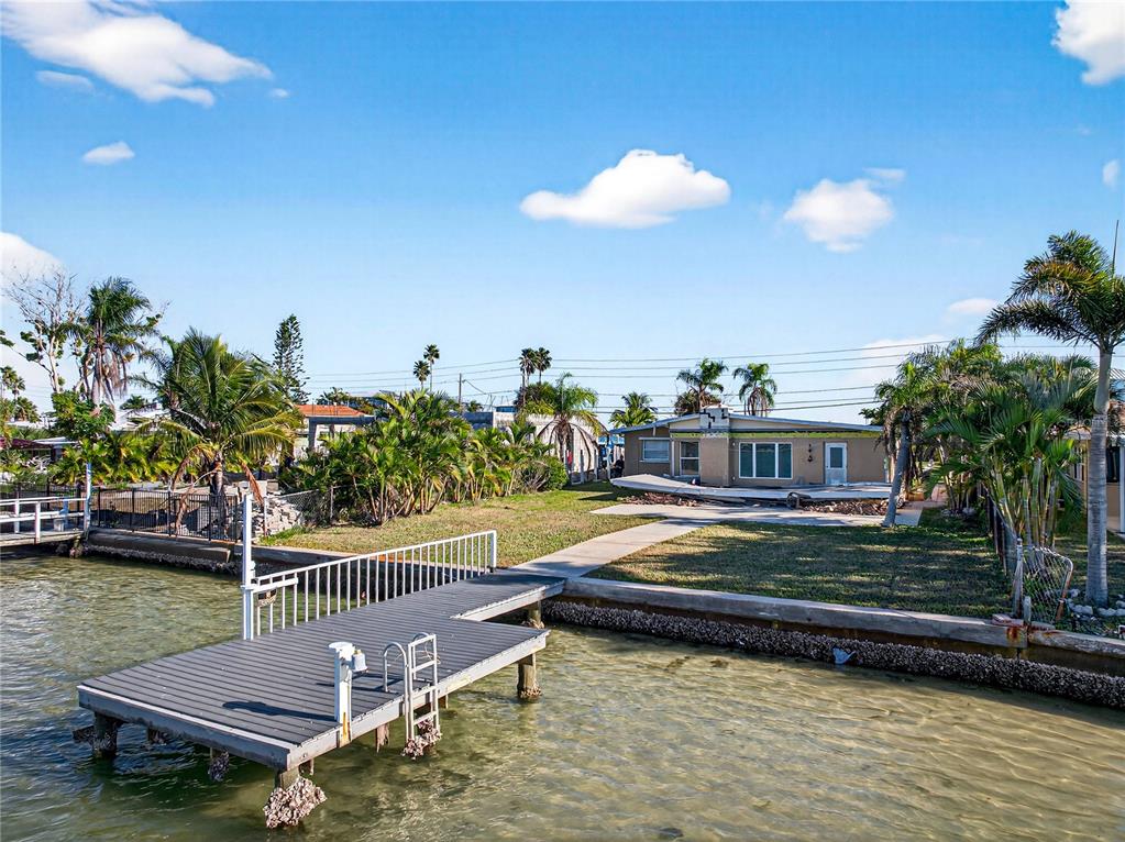 406 161st Avenue Redington Beach, FL 33708 - Photo 20 of 24 Gallery Image 20