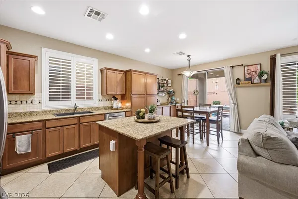 $580,000 | 7745 Amberwood Peak Court, Las Vegas, NV 89166