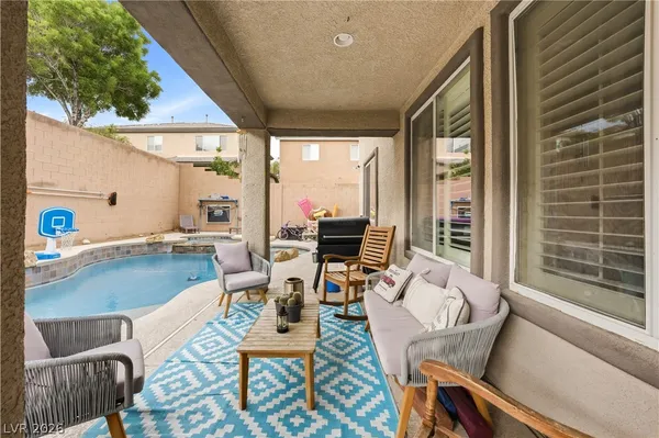 $580,000 | 7745 Amberwood Peak Court, Las Vegas, NV 89166