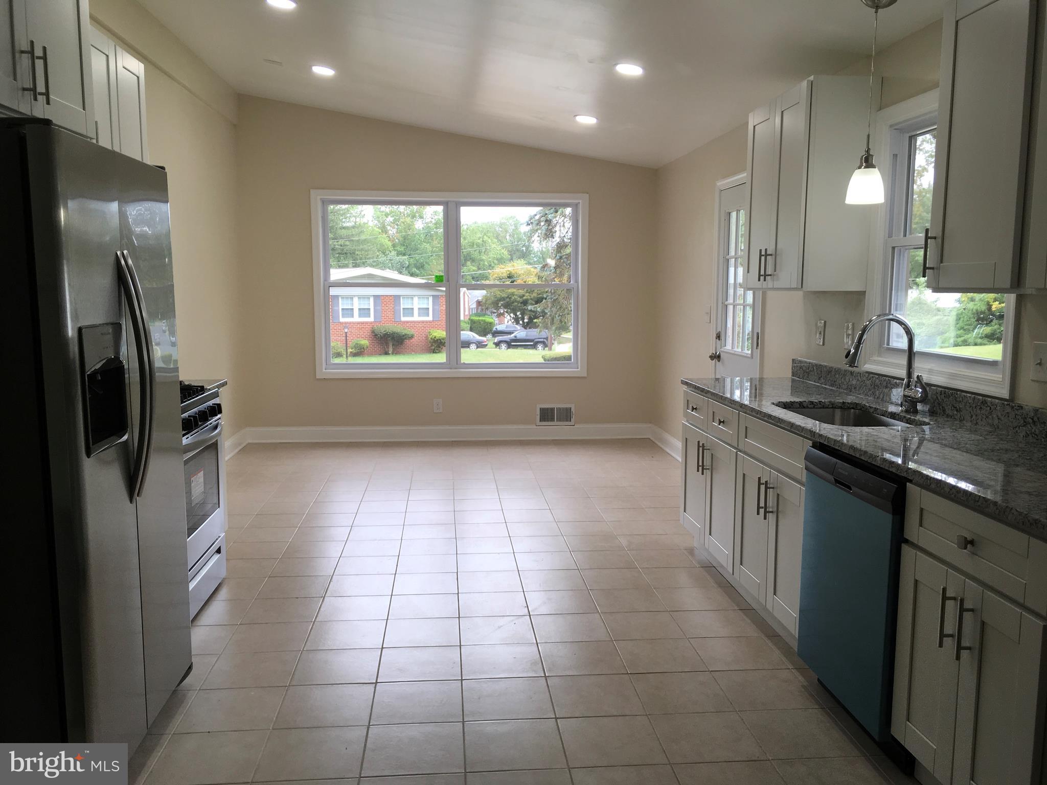 8526 Stevenswood Road Baltimore, MD 21244 - Photo 2 of 8