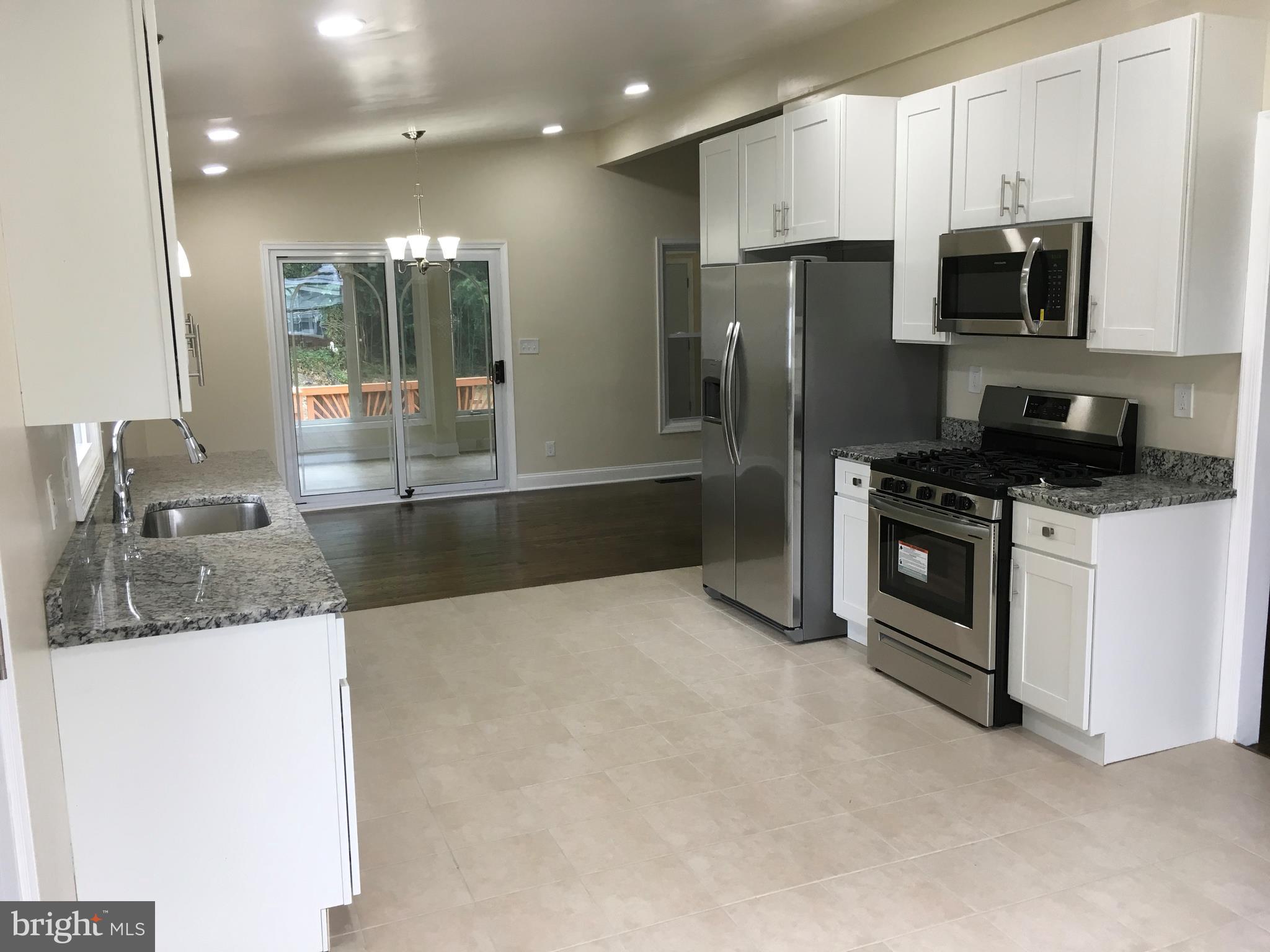 8526 Stevenswood Road Baltimore, MD 21244 - Photo 3 of 8