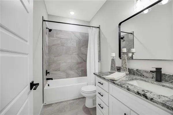 $539,900 | 2367 Northeast Skopelos Court, Blue Springs, MO 64029