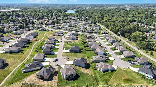 $539,900 | 2367 Northeast Skopelos Court, Blue Springs, MO 64029