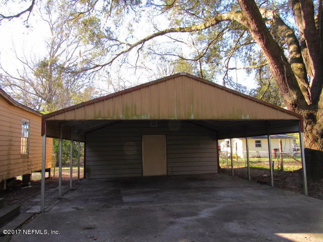 951 Jones Road, Unit 1 Jacksonville, FL 32220 - Photo 2 of 12 Carport
