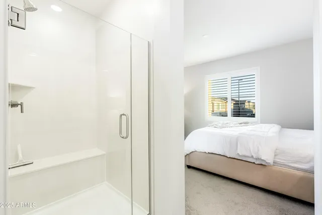 a view of bathroom with utility room