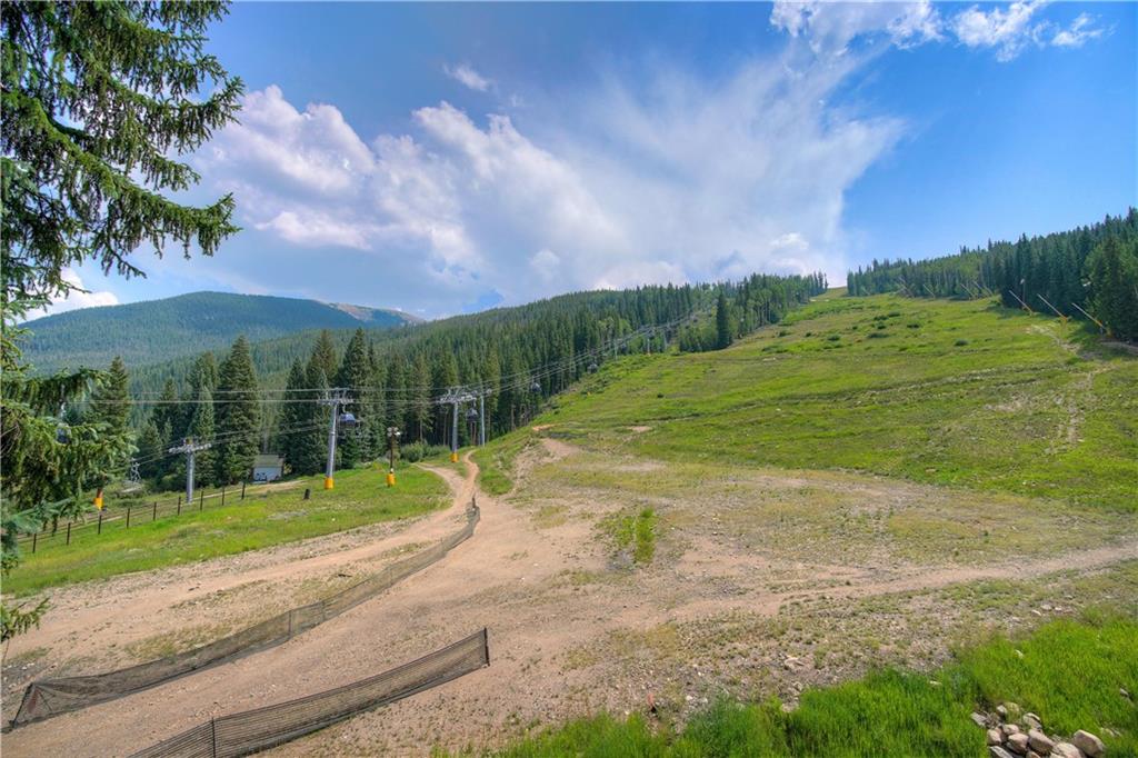280 Trailhead Drive, Unit 3016 Keystone, CO 80435 - Photo 26 of 35 a view of a basketball court