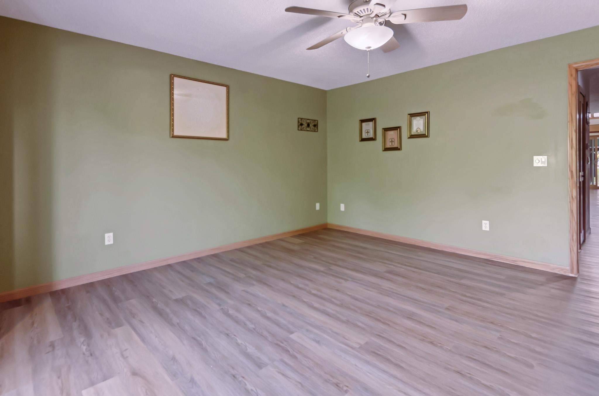 1704 Castleview Gladwin, MI 48624 - Photo 17 of 81