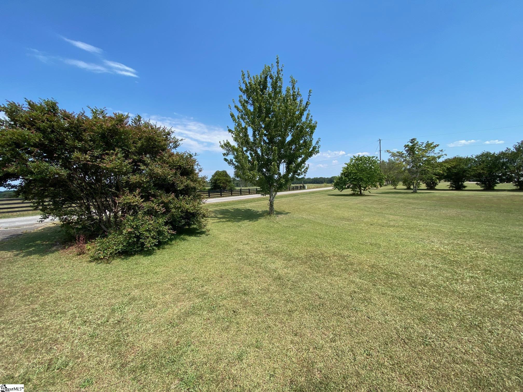 2516 Mt Bethel Road Ware Shoals, SC 29692 - Photo 6 of 25